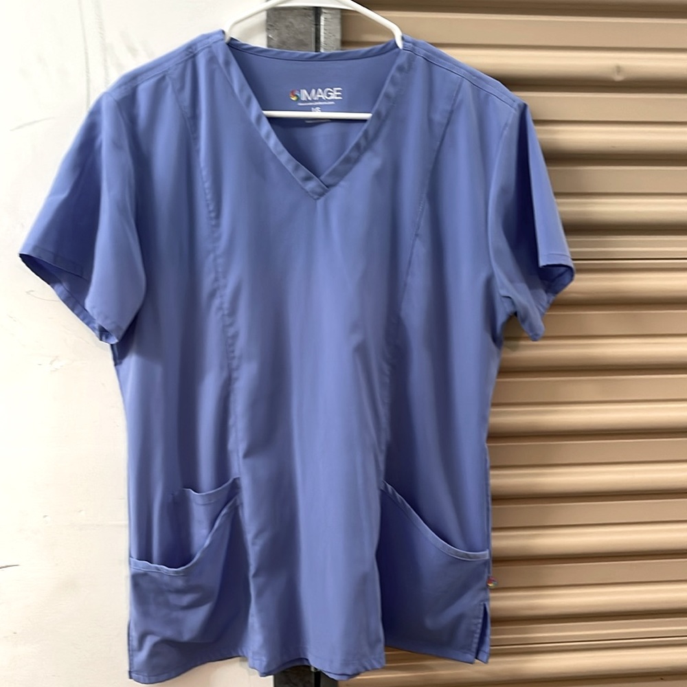 EIC IMAGE Scrub Top